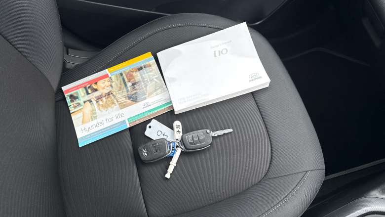 Hyundai i10 1.0 SE 5dr Petrol Hatchback